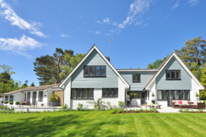 Read more about the article How Much Landlords Could Save Yearly by Switching to a Flat-Rate Property Management Company